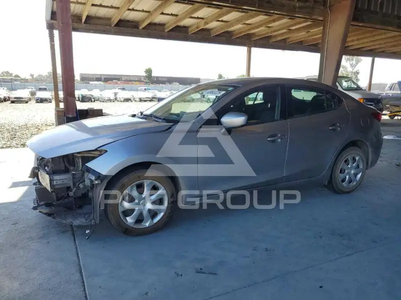 2015 Mazda 3 фото