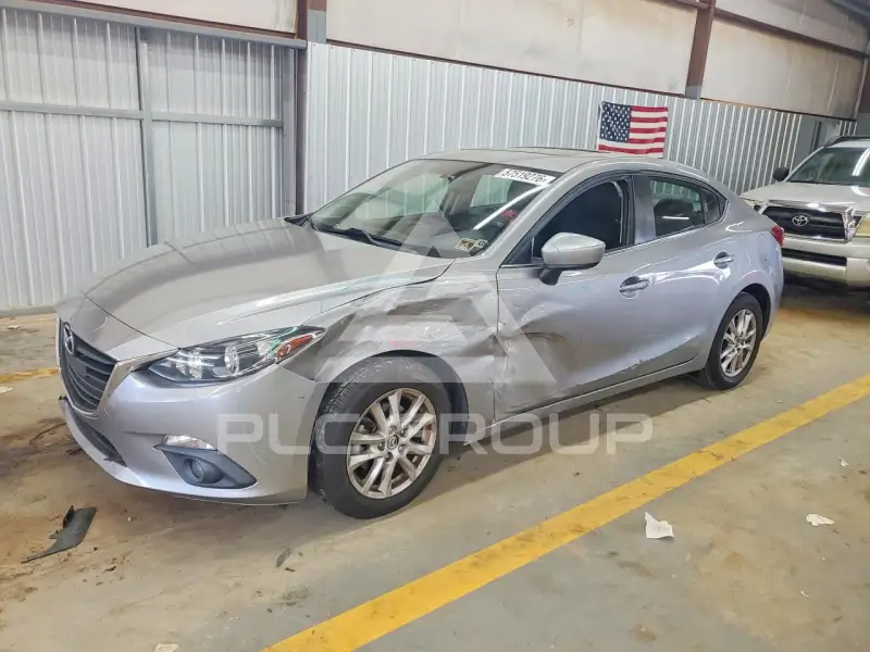 2015 Mazda 3 photo
