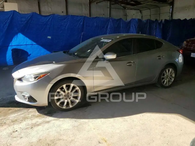 2015 Mazda 3 фото
