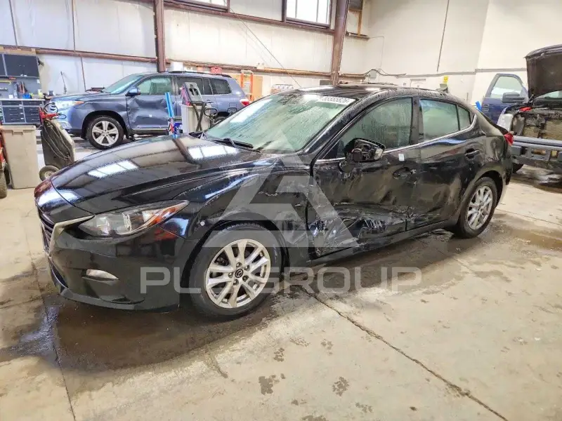 2015 Mazda 3 photo