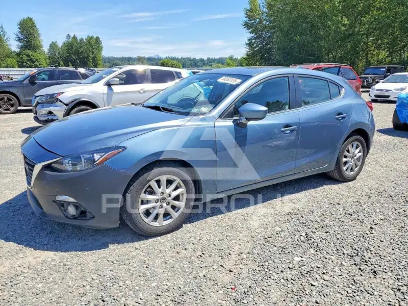 2015 Mazda 3 фото