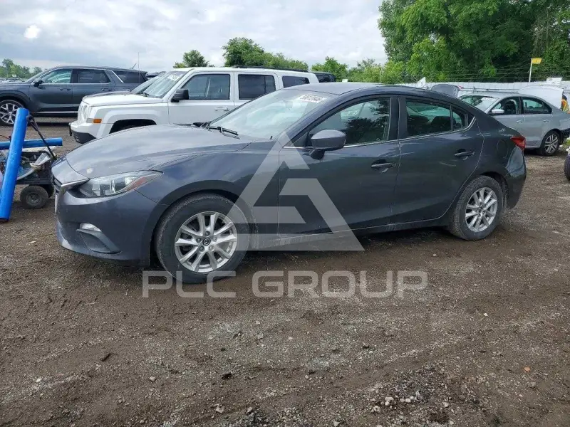 2015 Mazda 3 photo