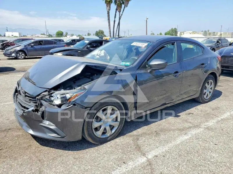 2015 Mazda 3 фото