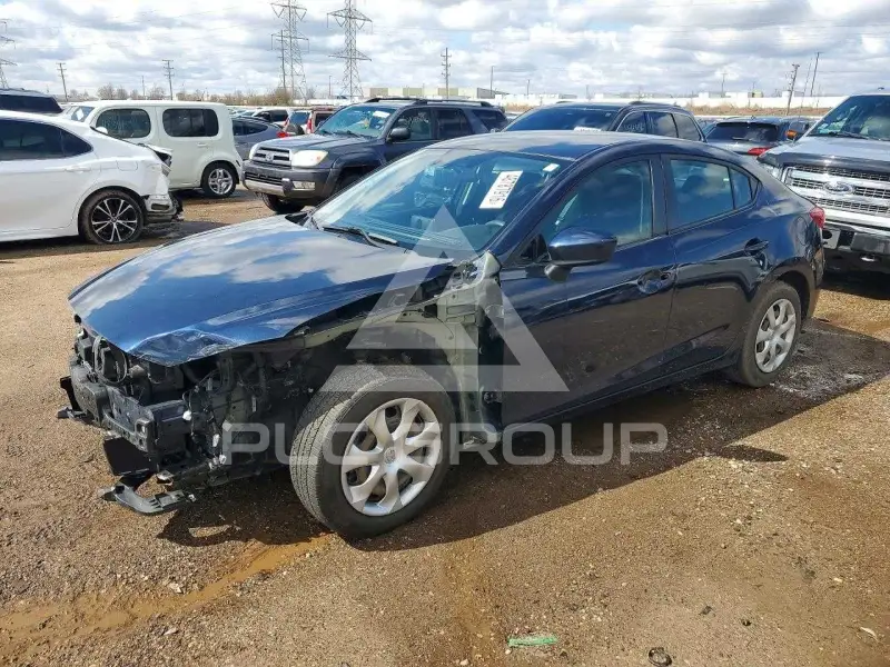 2015 Mazda 3 photo