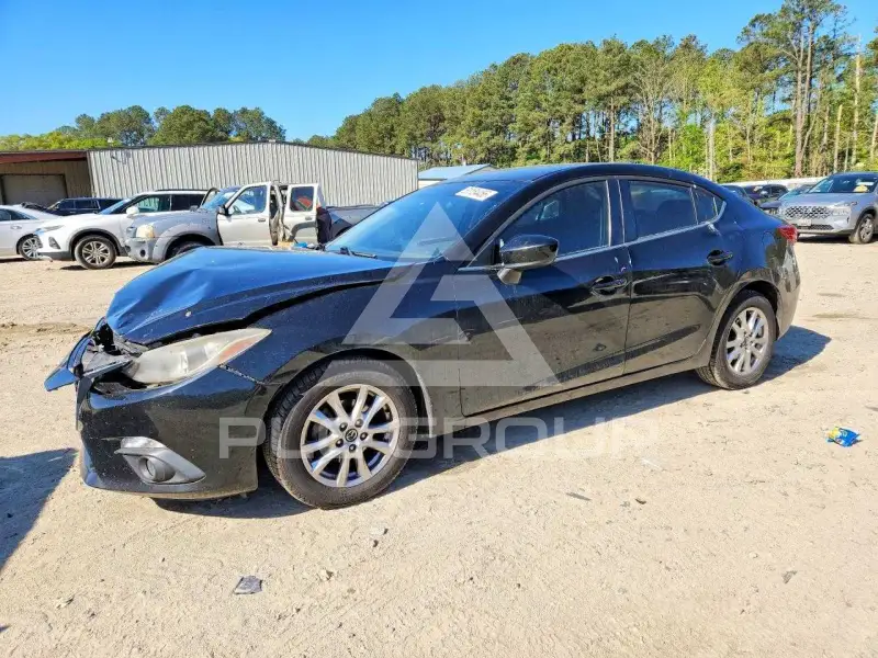 2015 Mazda 3 photo