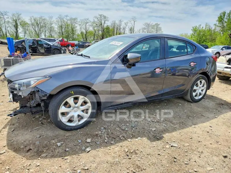 2015 Mazda 3 фото
