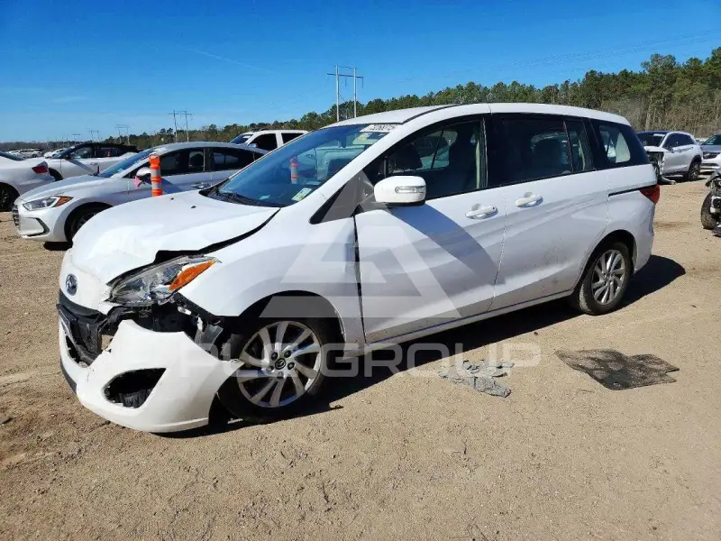 2015 Mazda 5 photo