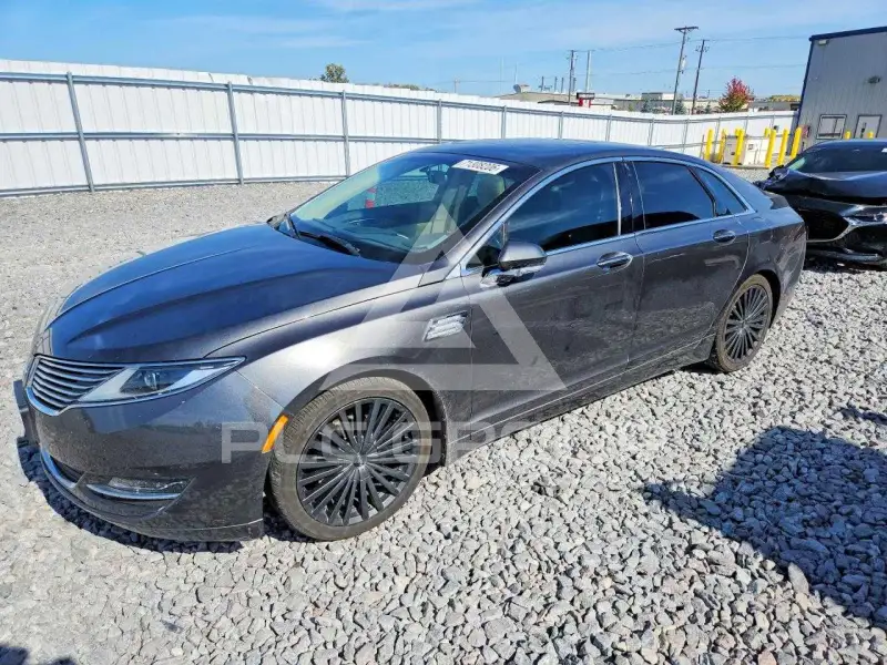 2015 Lincoln MKZ photo