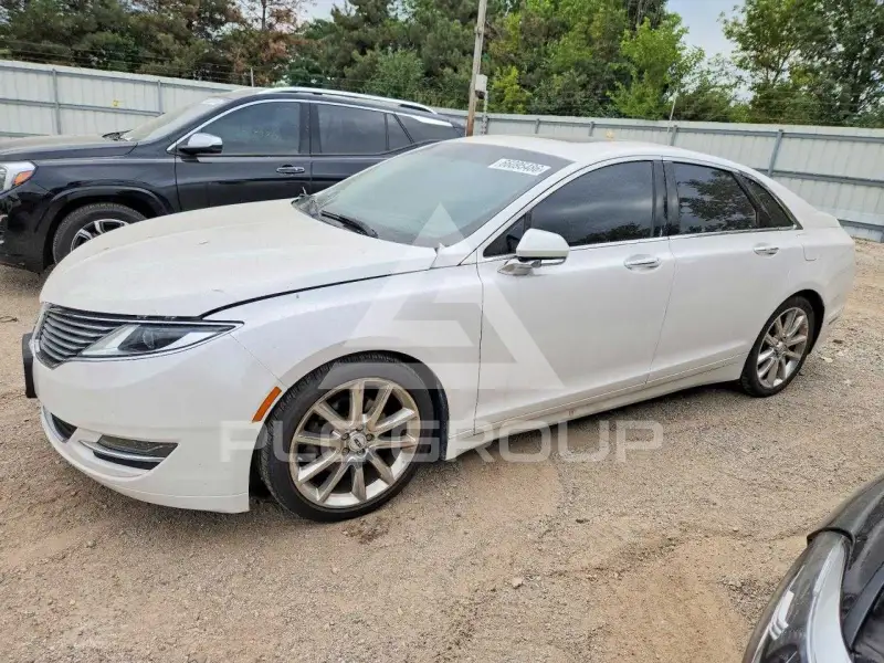 2015 Lincoln MKZ photo