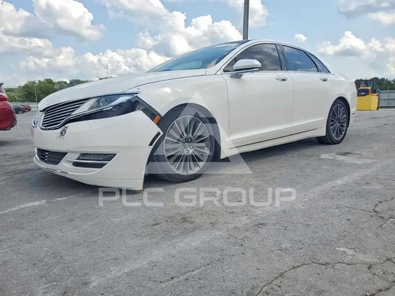 2015 Lincoln MKZ photo