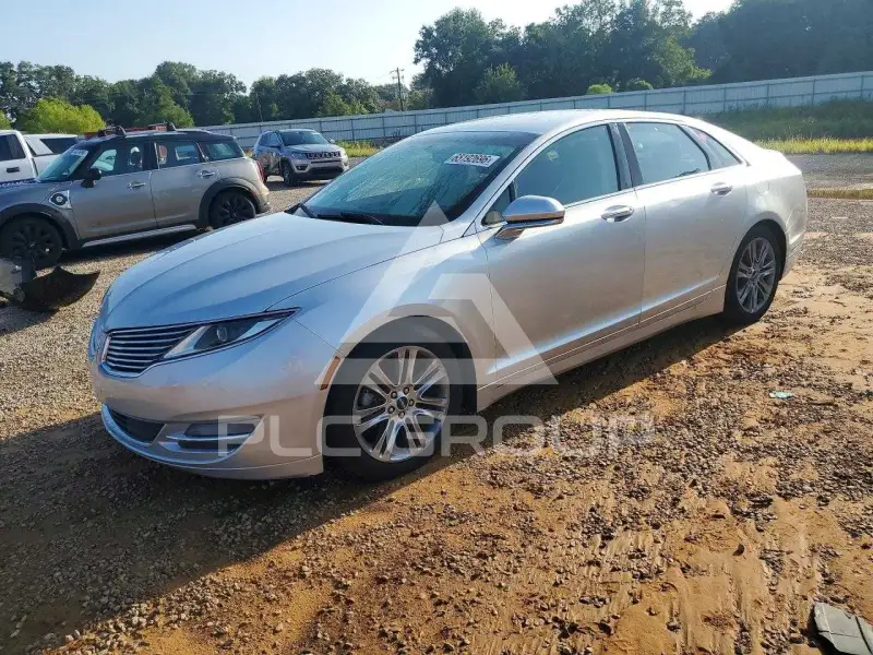 2015 Lincoln MKZ photo