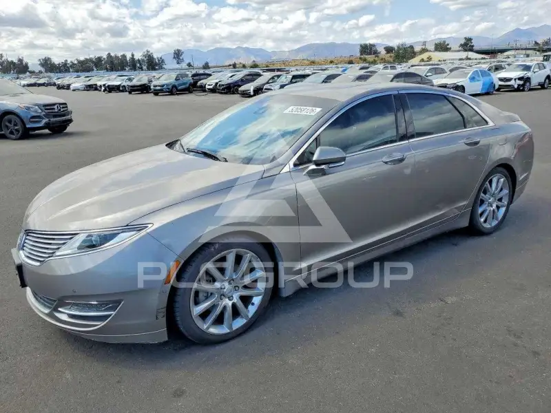 2015 Lincoln MKZ photo
