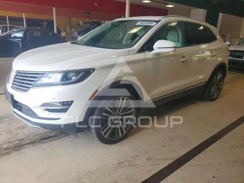 2015 Lincoln MKZ photo