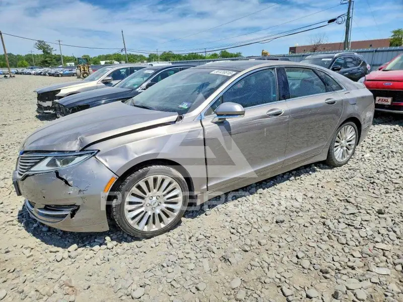 2015 Lincoln MKZ photo