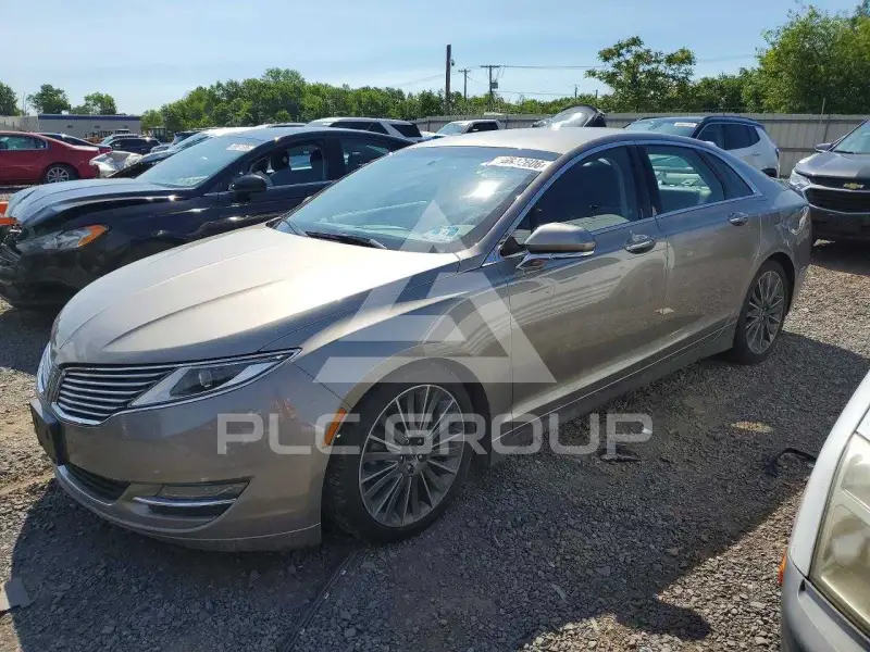 2015 Lincoln MKZ photo