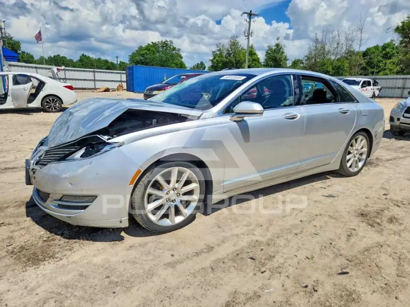 2015 Lincoln MKZ photo