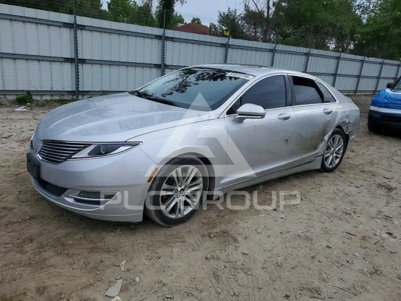2015 Lincoln MKZ photo