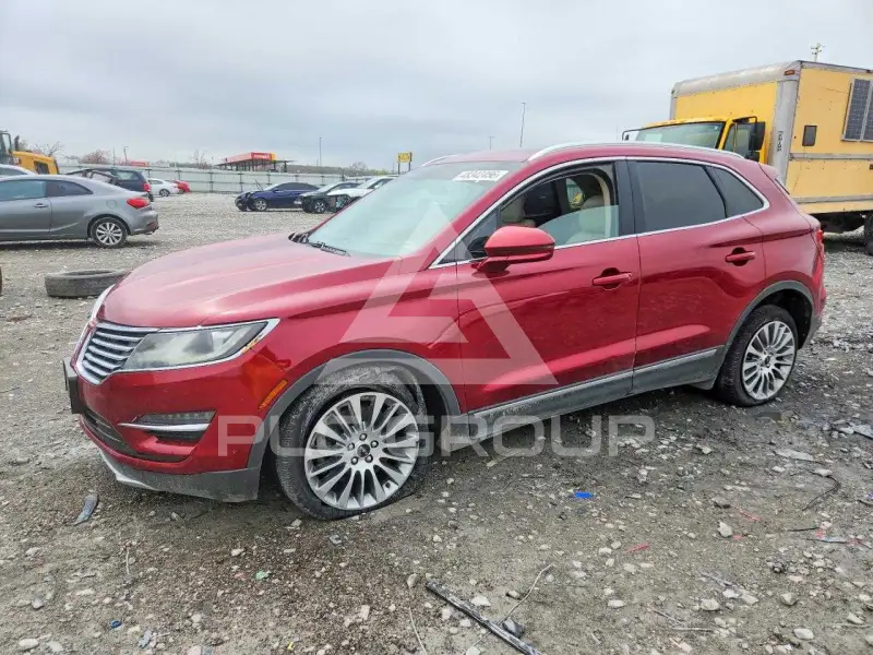 2015 Lincoln MKZ photo