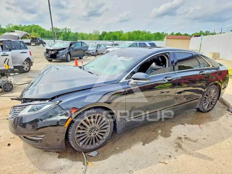 2015 Lincoln MKZ photo