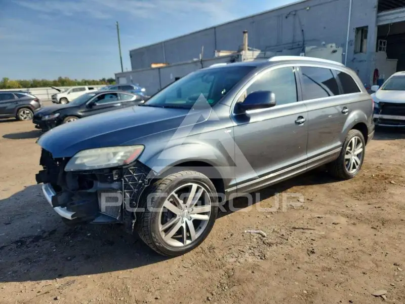 2015 Audi Q7 фото