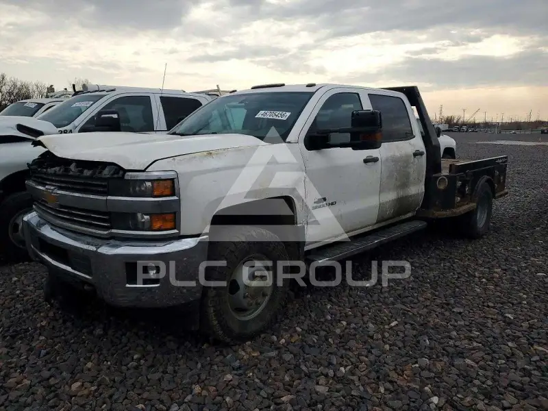 2015 Chevrolet Silverado photo
