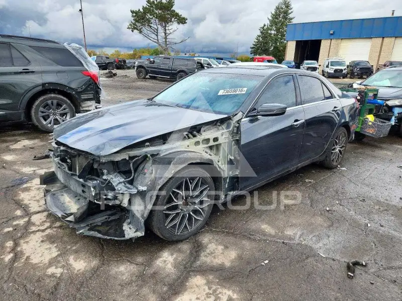 2015 Cadillac CTS photo