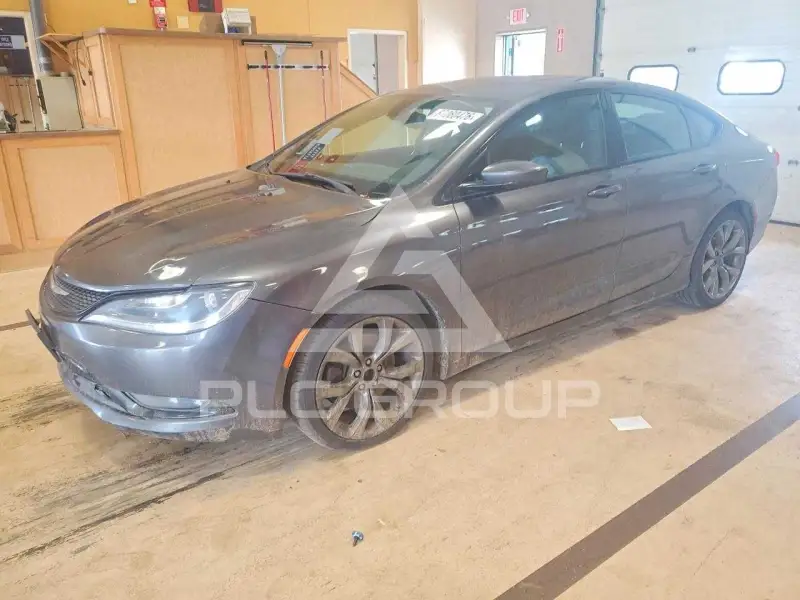 2015 Chrysler 200 фото