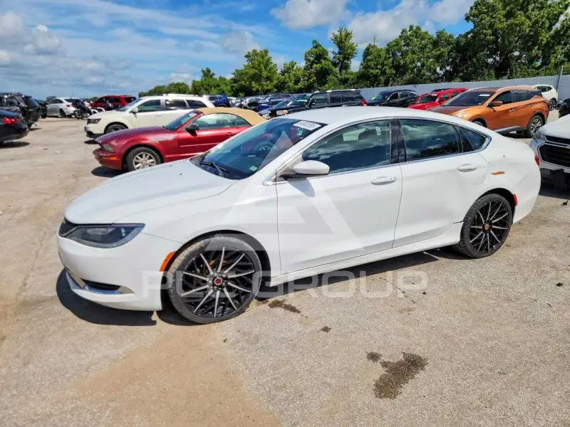 2015 Chrysler 200 фото