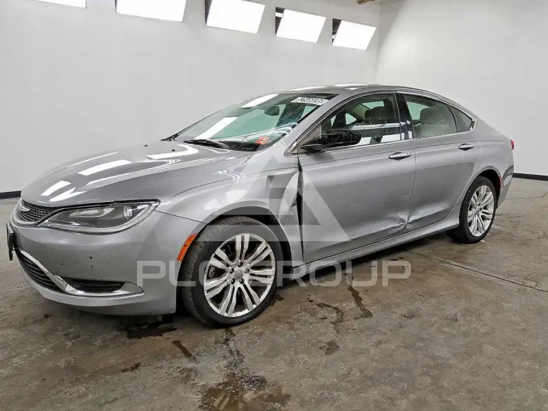 2015 Chrysler 200 photo