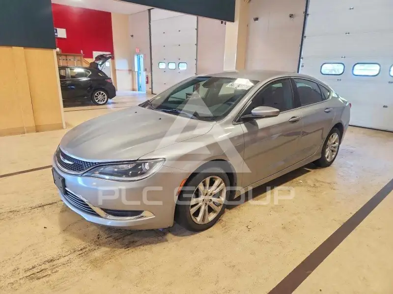 2015 Chrysler 200 фото