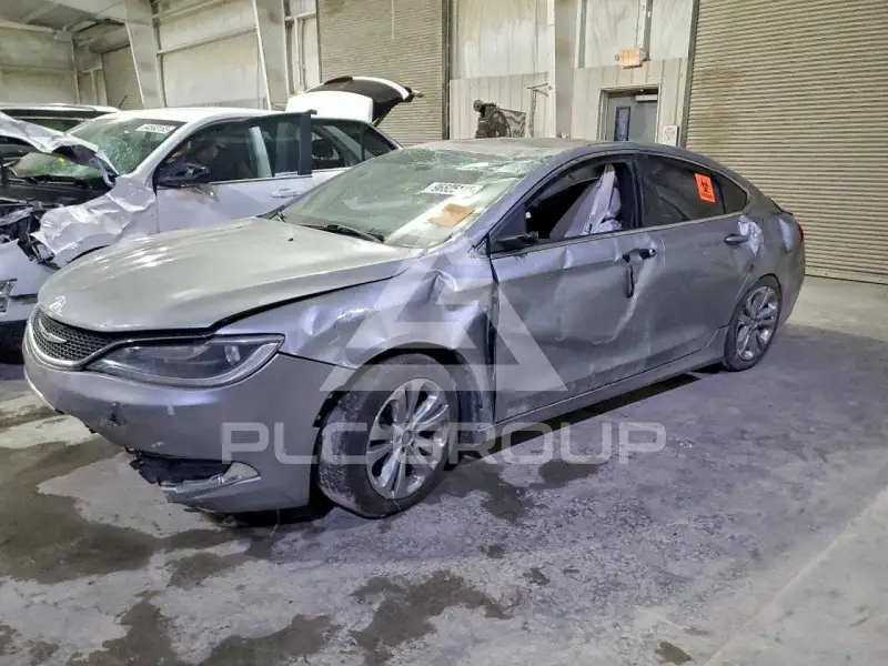 2015 Chrysler 200 фото
