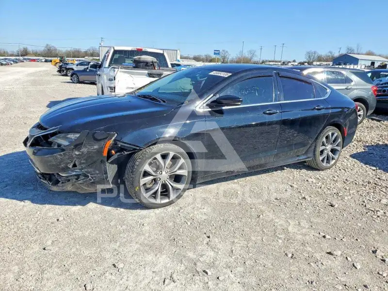 2015 Chrysler 200 photo