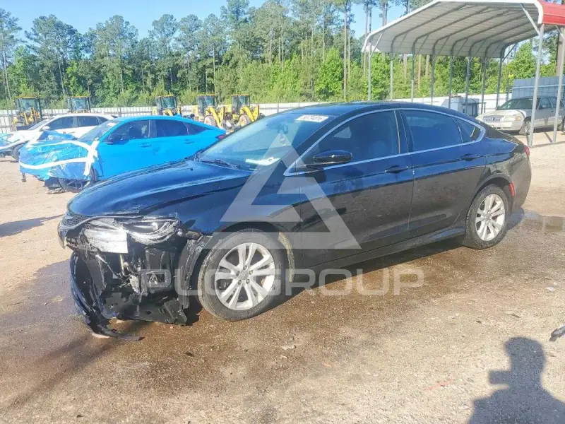 2015 Chrysler 200 photo