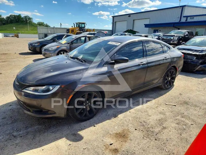 2015 Chrysler 200 photo