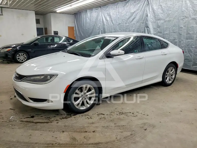 2015 Chrysler 200 photo