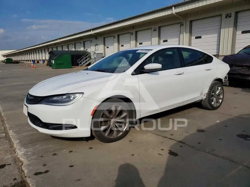 2015 Chrysler 200 photo
