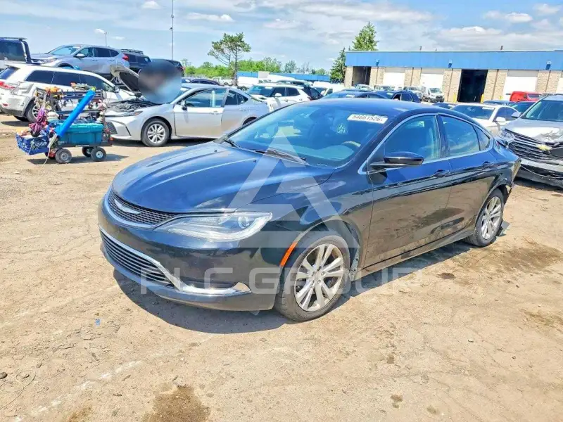 2015 Chrysler 200 photo