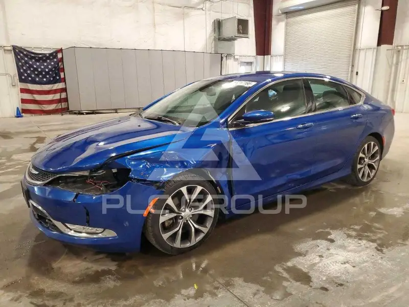 2015 Chrysler 200 photo