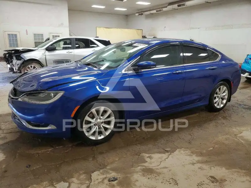 2015 Chrysler 200 фото