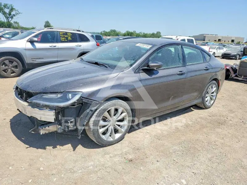 2015 Chrysler 200 photo