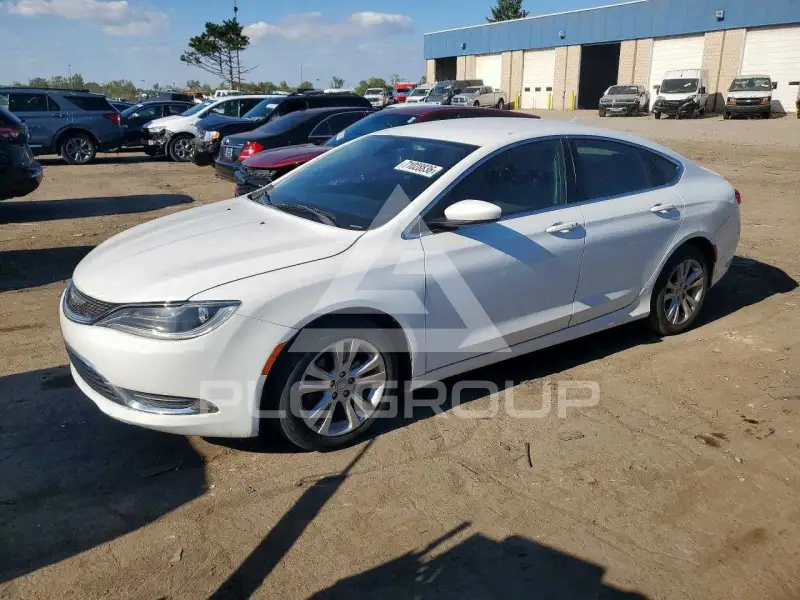 2015 Chrysler 200 photo