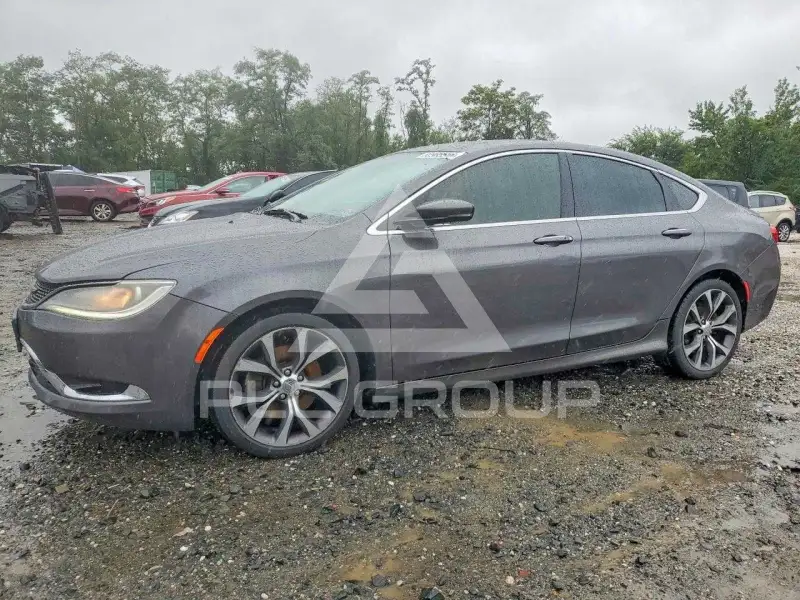 2015 Chrysler 200 фото