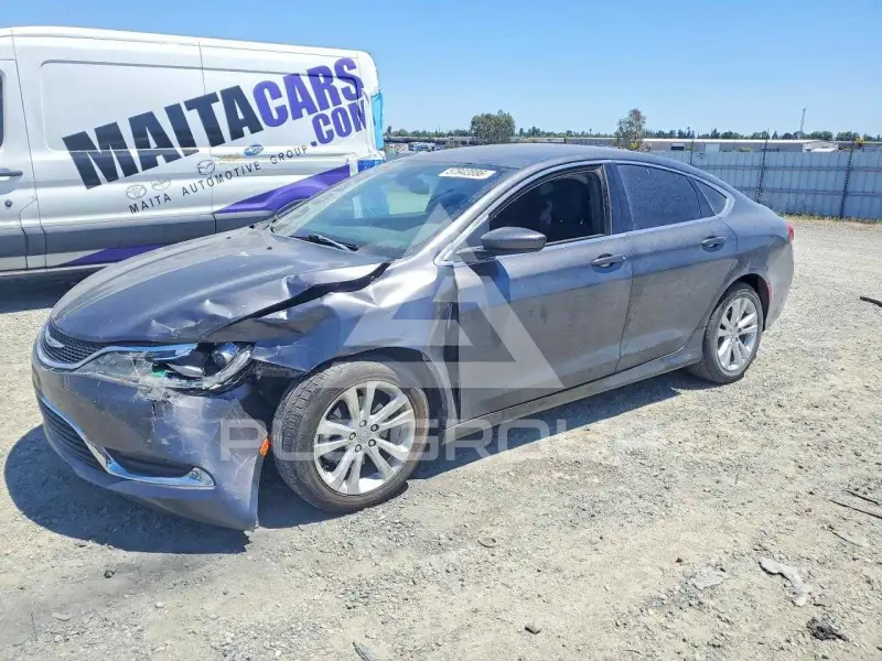 2015 Chrysler 200 photo
