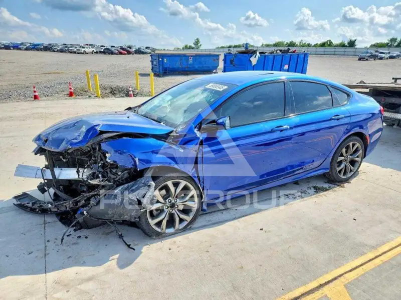 2015 Chrysler 200 фото