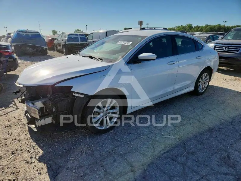 2015 Chrysler 200 photo