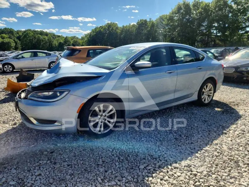 2015 Chrysler 200 photo