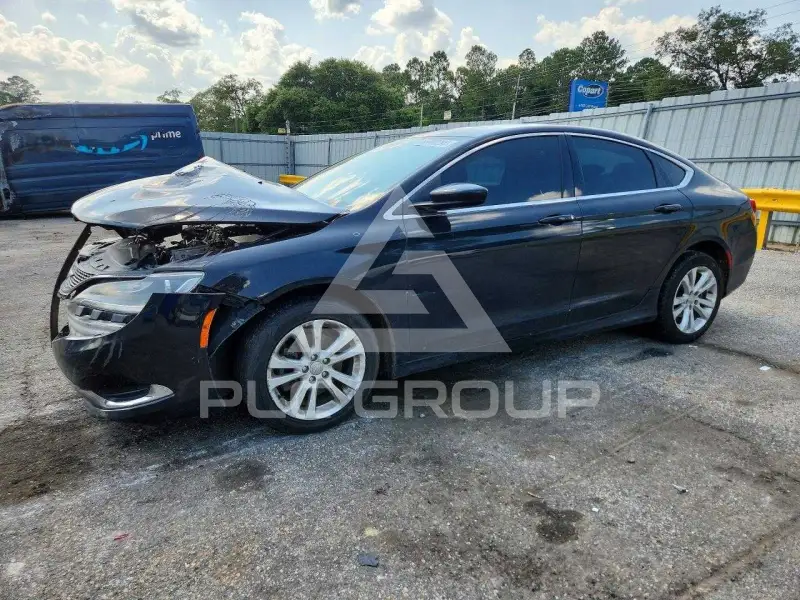 2015 Chrysler 200 photo