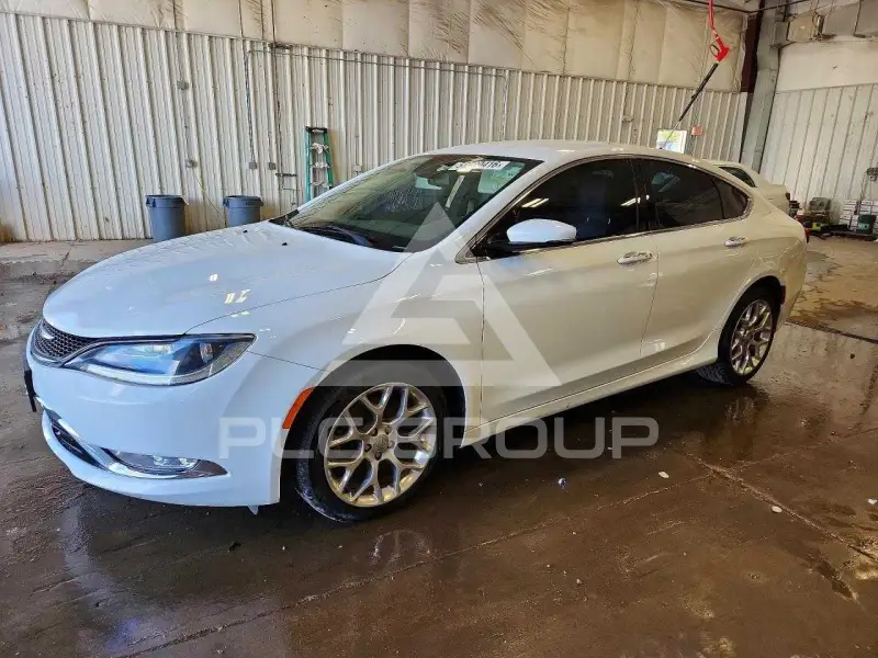 2015 Chrysler 200 фото