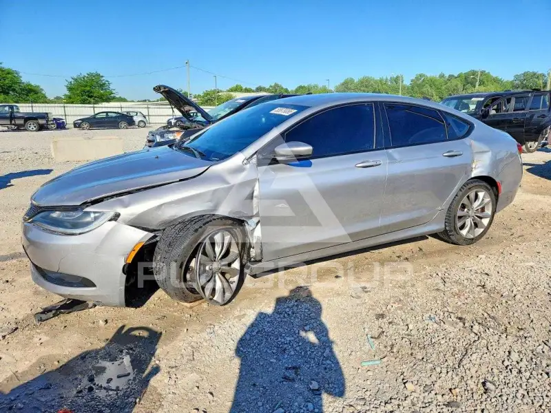 2015 Chrysler 200 фото