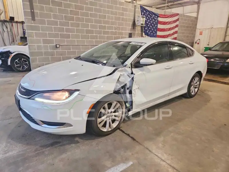 2015 Chrysler 200 фото